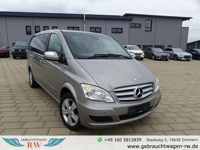 Silber Gebraucht 2011 Mercedes Viano Van / Kleinbus | 16.990 € (Fairer Preis) - Bild 1/4