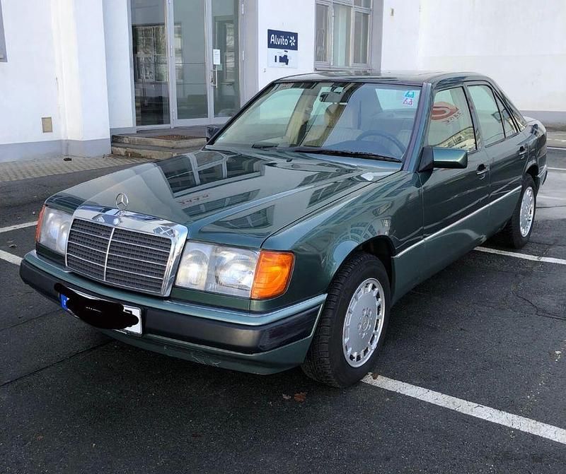 Second-hand Mercedes E280 193 CP (141 kW) 1993 Verde Berlinǎ