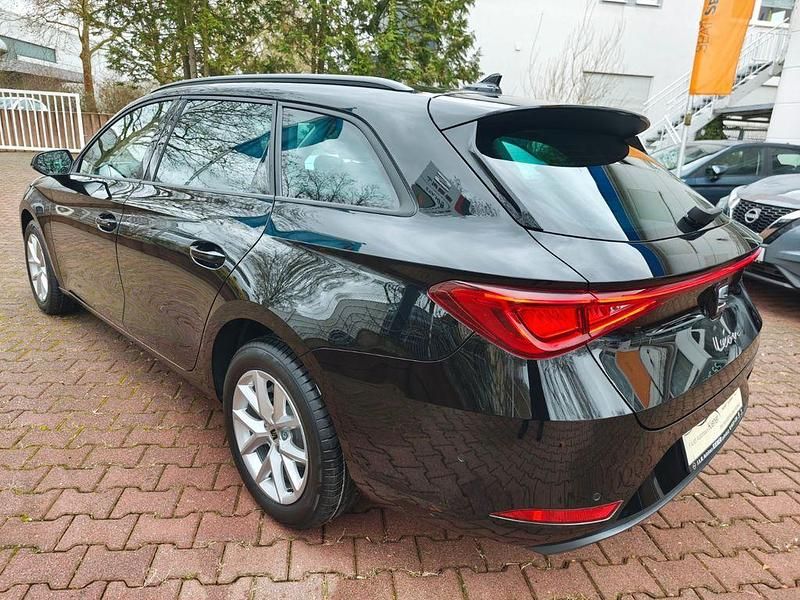 Neu Seat Leon Style 116 PS (85 kW) 2026 Schwarz Limousine