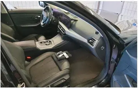 Gebraucht BMW 330e Performance 184 PS (135 kW) 2022 Schwarz Limousine