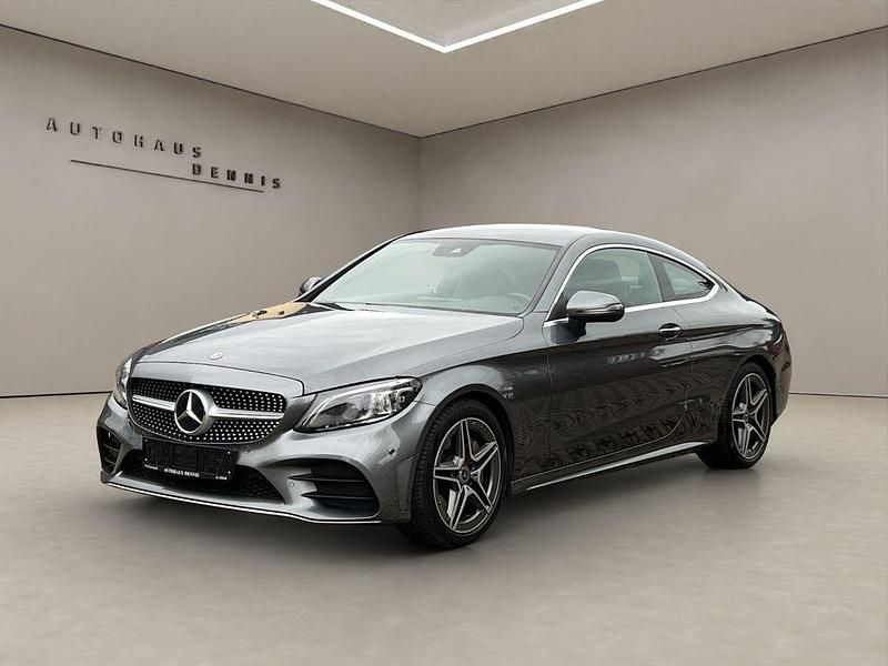 Grau Gebraucht 2019 Mercedes C300 AMG line Coupé | 29.990 € (Guter Preis) - Bild 1/4