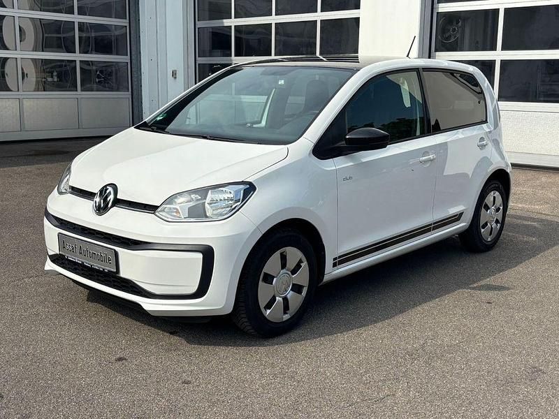 Weiß Gebraucht 2016 VW up! CLUB Kleinwagen | 5.950 € (Guter Preis) - Bild 1/4