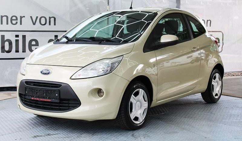 Gebraucht Ford Ka Titanium 69 PS (50 kW) 2010 Grün Kleinwagen