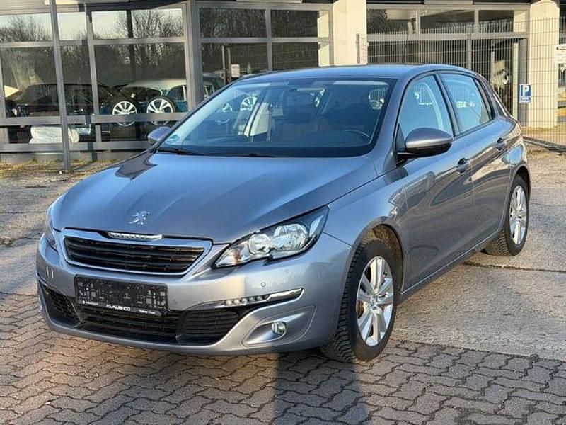 Gebraucht Peugeot 308 Active 131 PS (96 kW) 2016 Grau Limousine