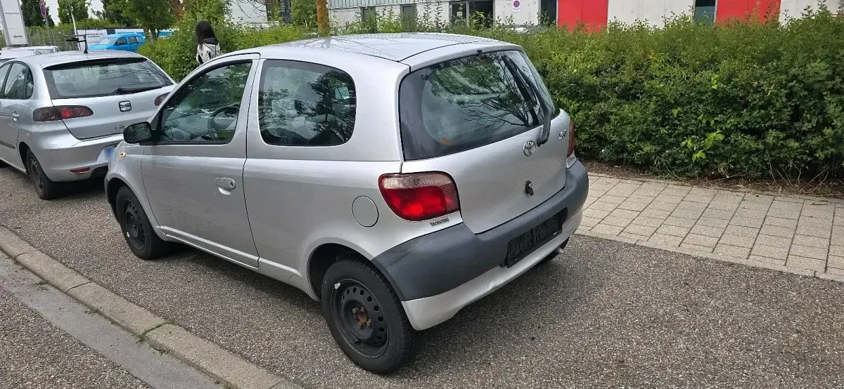 Gebraucht Toyota Yaris 68 PS (50 kW) 2026 Grau Kleinwagen