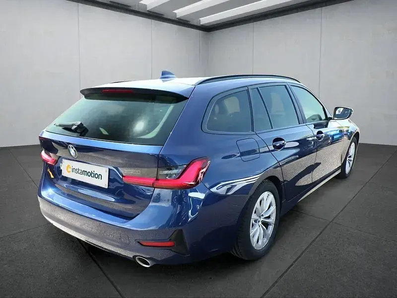 Gebraucht BMW 320 184 PS (135 kW) 2020 Blau Kombi