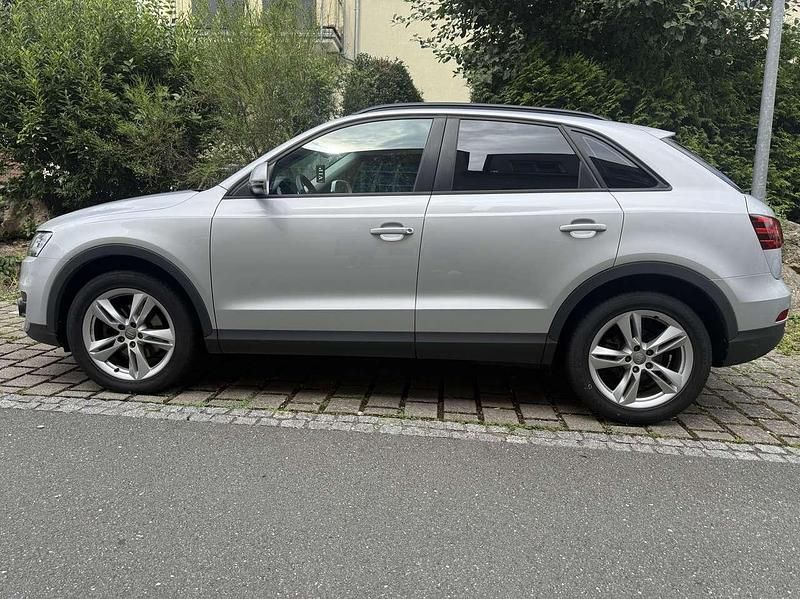 Gebraucht 2014 Audi Q3 SUV | 15.490 € (Etwas zu teuer) - Bild 1/4