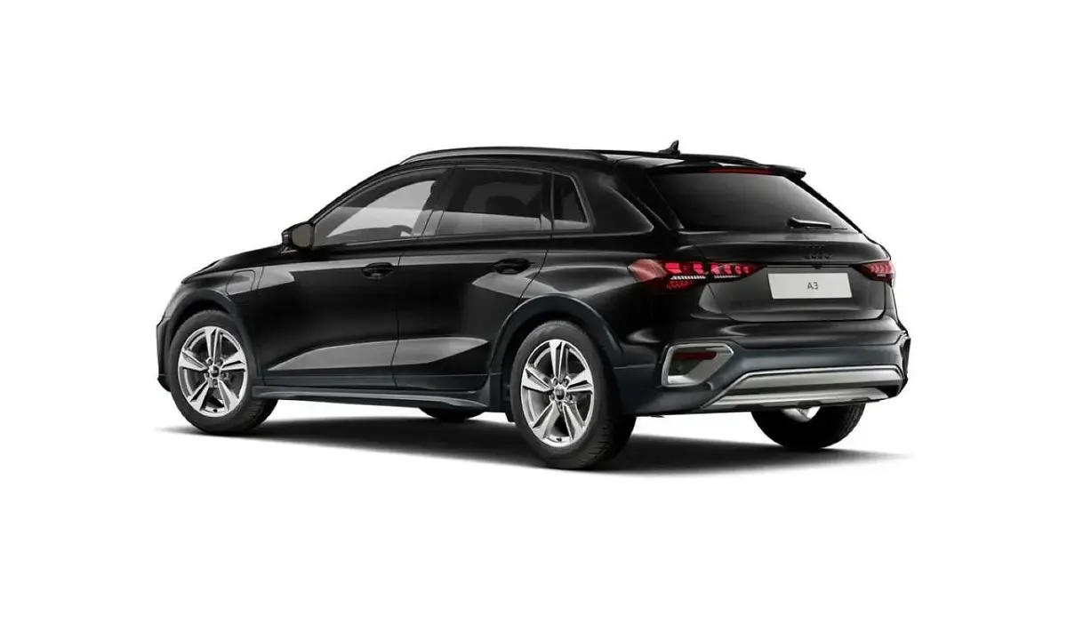 Second-hand Audi A3 204 CP (150 kW) 2025 Negru Break