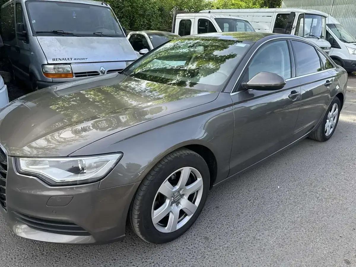 Używany Audi A6 S-Line 245 KM (180 kW) 2013 Szary Sedan/Limuzyna