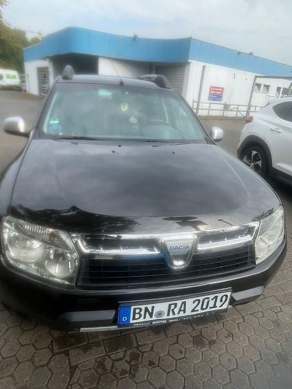 Schwarz Gebraucht 2010 Dacia Duster SUV | 5.100 € (Fairer Preis) - Bild 1/4