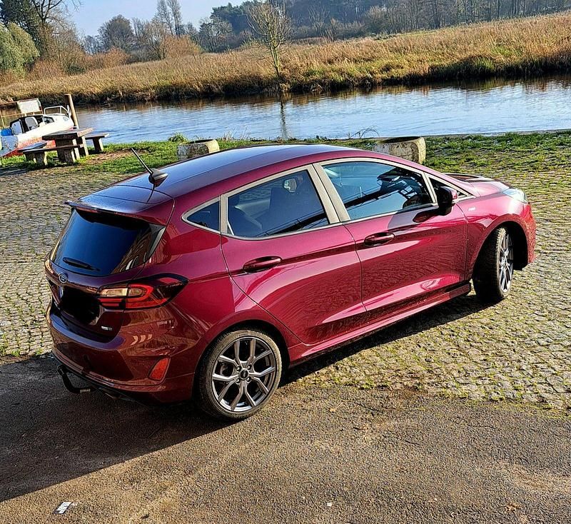 Gebraucht Ford Fiesta 125 PS (91 kW) 2022 Violet Kleinwagen