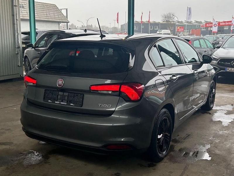 Gebraucht Fiat Tipo Lounge 120 PS (88 kW) 2017 Grau Limousine