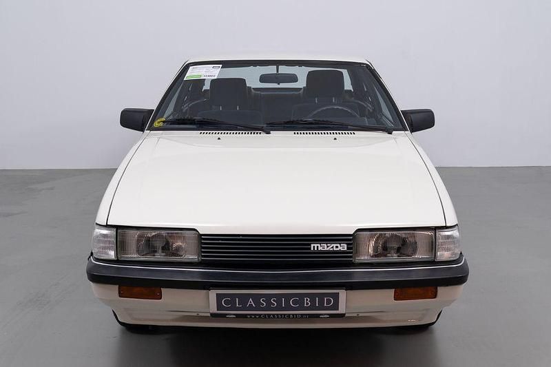 Gebraucht Mazda 626 80 PS (58 kW) 1984 Weiß Coupé
