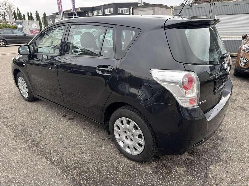 Gebraucht Toyota Verso Edition 147 PS (108 kW) 2011 Schwarz Van / Kleinbus