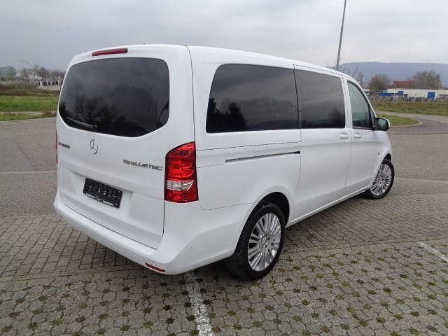 Gebraucht Mercedes Vito 163 PS (119 kW) 2016 Weiß Van