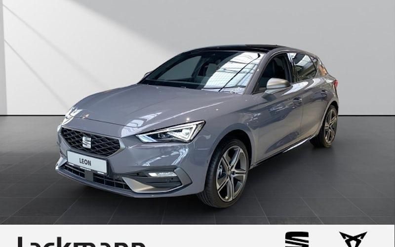 Grau Gebraucht 2024 Seat Leon ST FR Kombi | 33.890 € - Bild 1/4