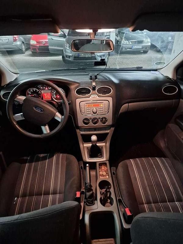Gebraucht Ford Focus 101 PS (74 kW) 2008 Limousine