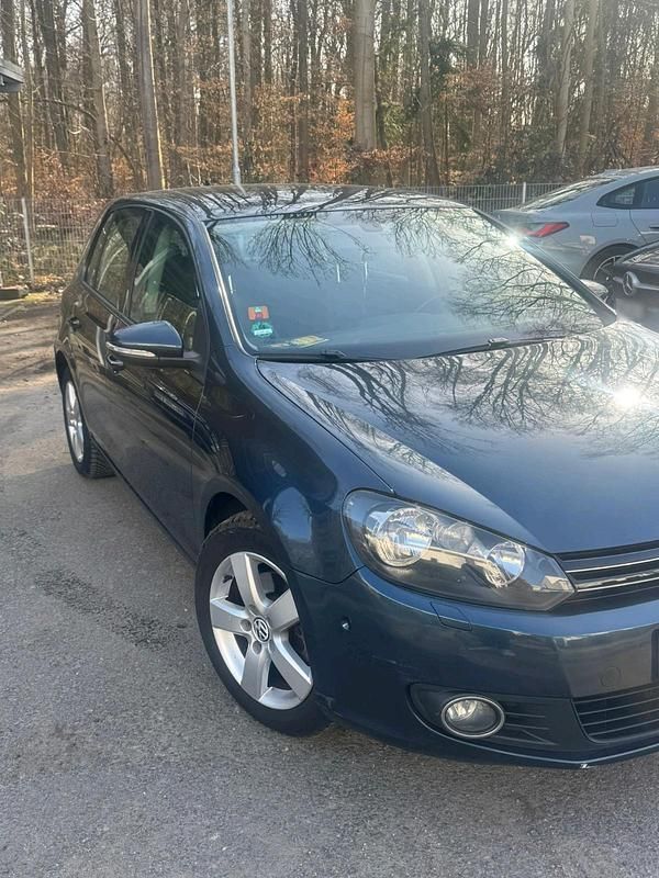 Gebraucht VW Golf VI 122 PS (89 kW) 2010 Grau Kleinwagen