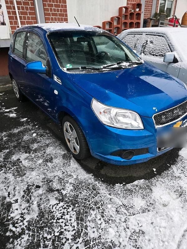 Blau Gebraucht 2009 Chevrolet Aveo Kleinwagen | 800 € (Superpreis) - Bild 1/4