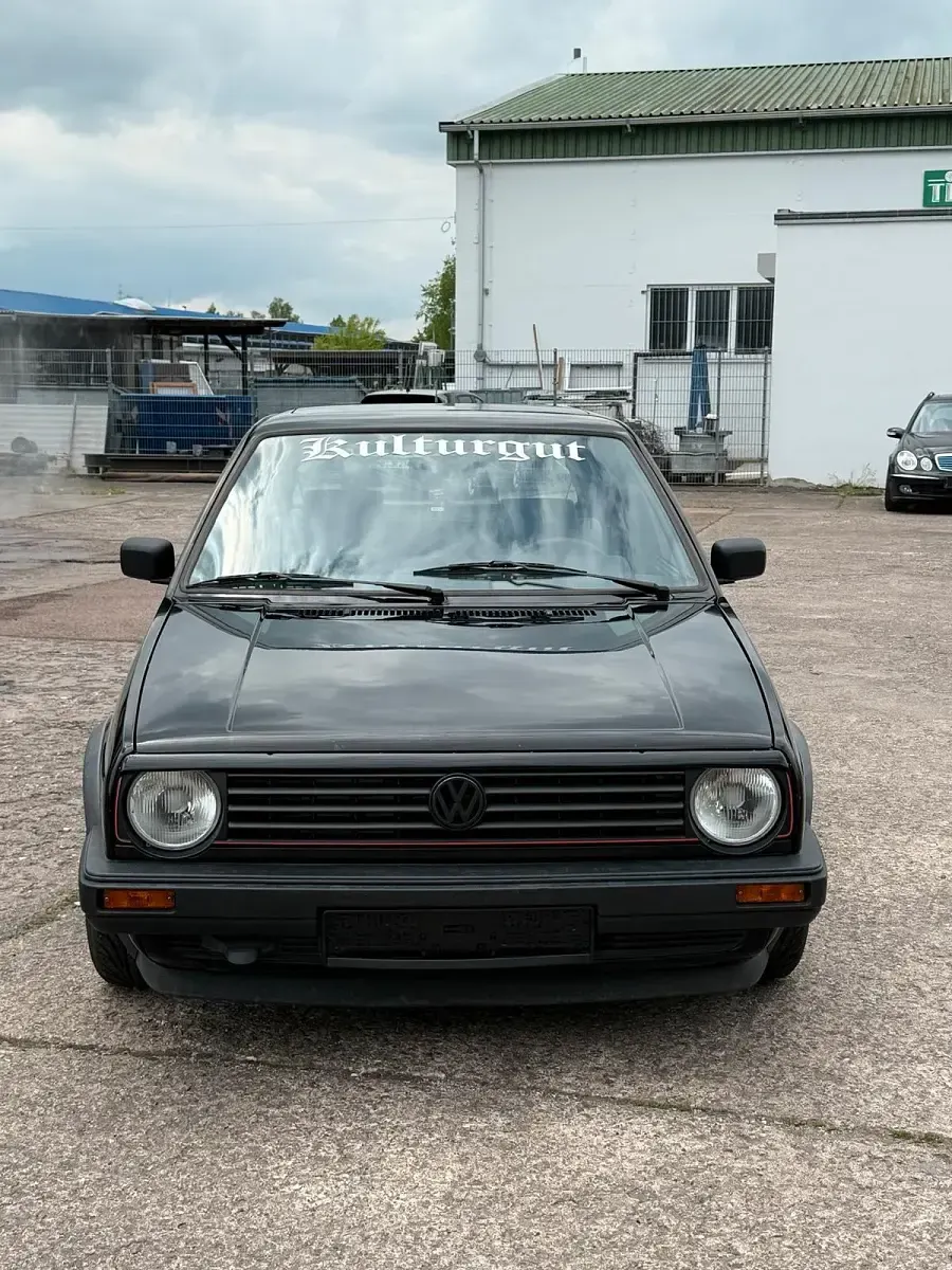 Gebraucht VW Golf 75 PS (55 kW) 1990 Schwarz Coupé