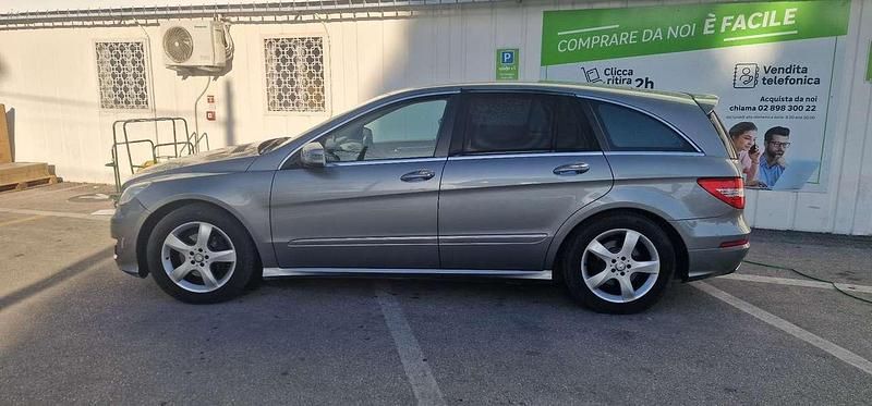 Gebraucht Mercedes R350 265 PS (194 kW) 2011 Grau Van / Kleinbus