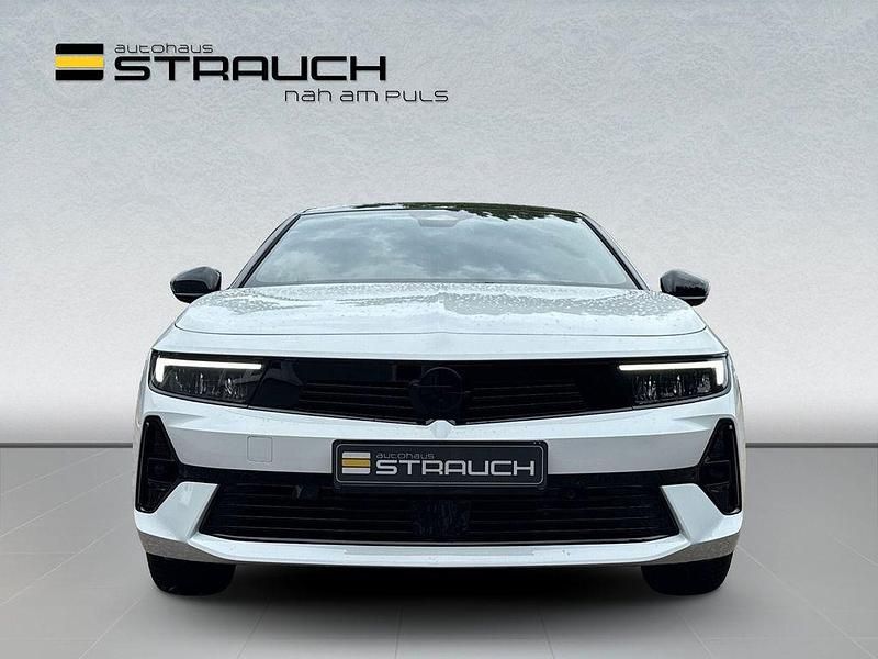 Gebraucht Opel Astra 131 PS (96 kW) 2025 Weiß Limousine