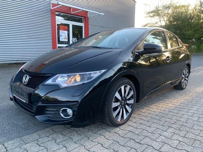 Schwarz Gebraucht 2016 Honda Civic Elegance Limousine | 13.400 € (Fairer Preis) - Bild 1/4