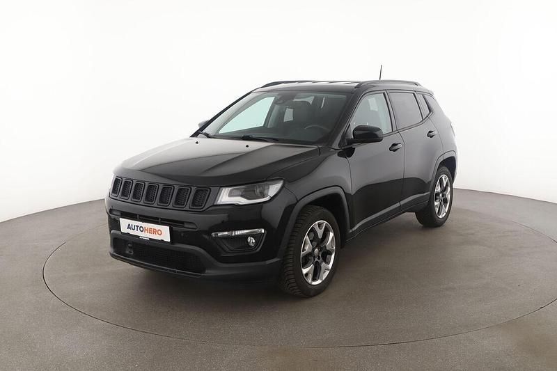 Schwarz Gebraucht 2018 Jeep Compass Limited SUV | 14.250 € (Fairer Preis) - Bild 1/3