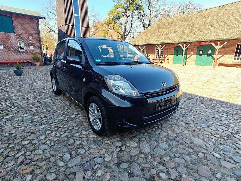 Gebraucht Daihatsu Sirion 91 PS (66 kW) 2007 Other Kleinwagen
