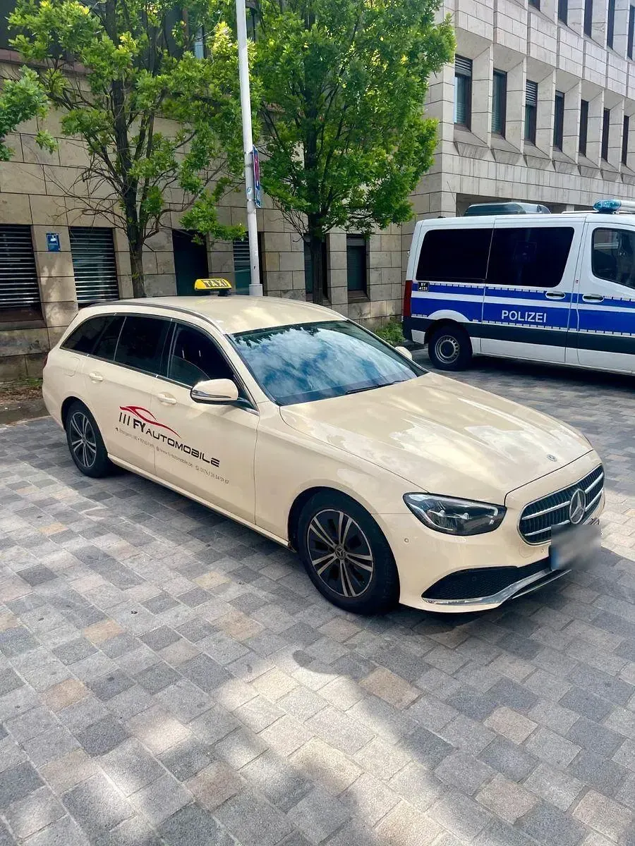 Używany Mercedes E220 200 KM (147 kW) 2022 Kombi