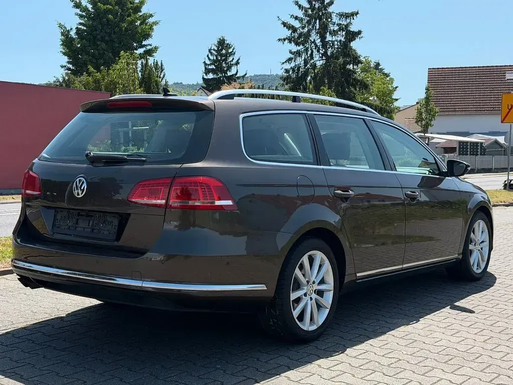 Gebraucht VW Passat Highline 211 PS (155 kW) 2013 Braun Kombi