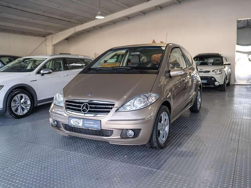 Gebraucht Mercedes A180 109 PS (80 kW) 2005 Beige Kleinwagen