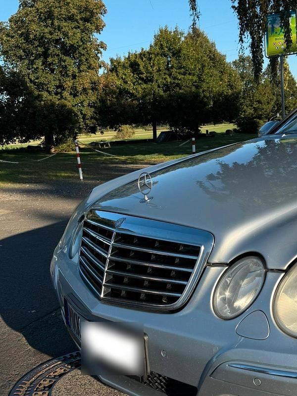 Gebraucht Mercedes E320 224 PS (164 kW) 2008 Grau Kombi