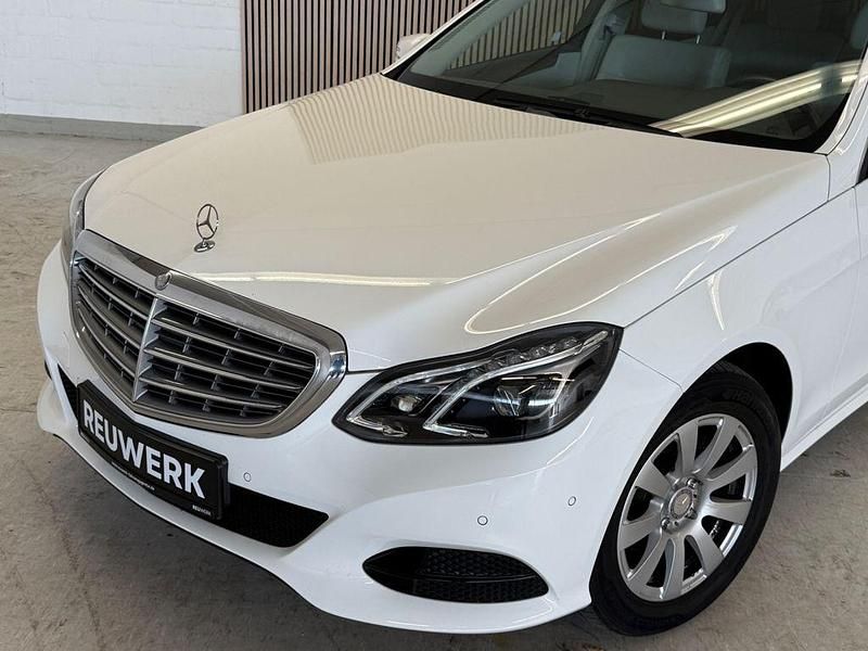 Gebraucht Mercedes E220 170 PS (125 kW) 2013 Weiß Kombi