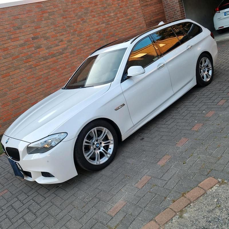 Gebraucht BMW 525 218 PS (160 kW) 2013 Weiß Kombi