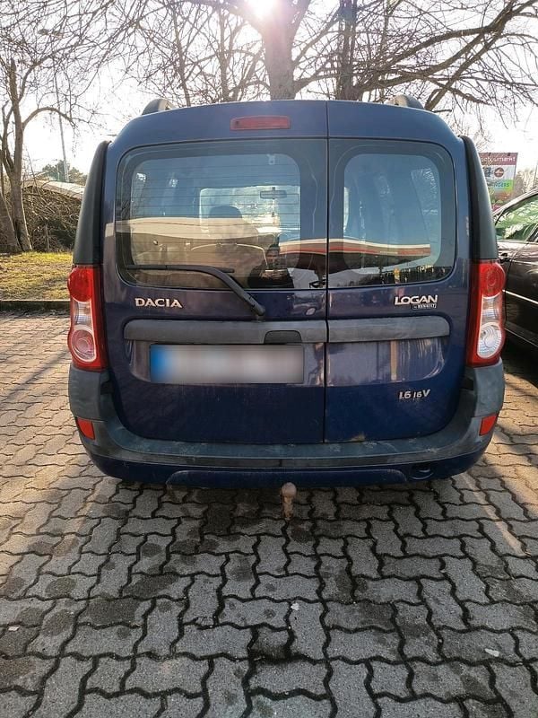 Second-hand Dacia Logan 104 CP (76 kW) 2008 Albastru Berlinǎ