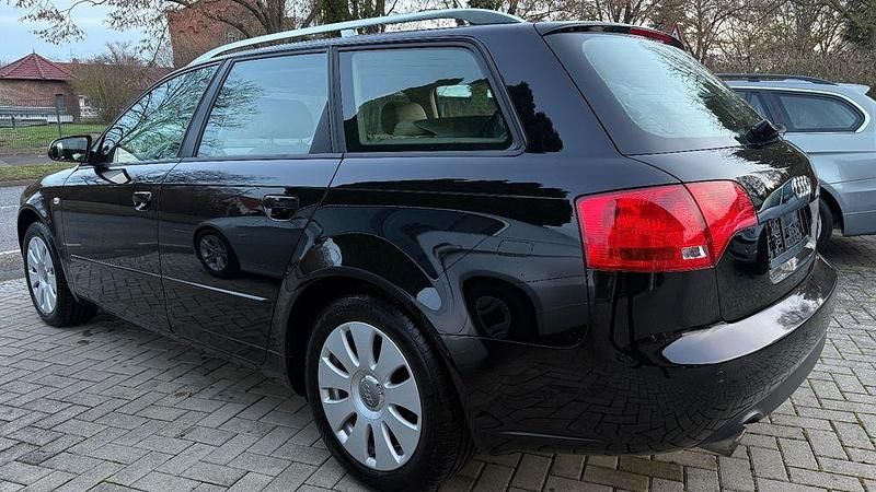 Gebraucht Audi A4 131 PS (96 kW) 2007 Schwarz Kombi