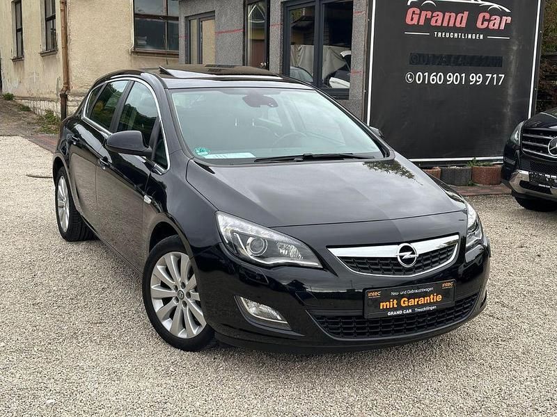 Schwarz Gebraucht 2011 Opel Astra Innovation Limousine | 5.800 € (Fairer Preis) - Bild 1/4