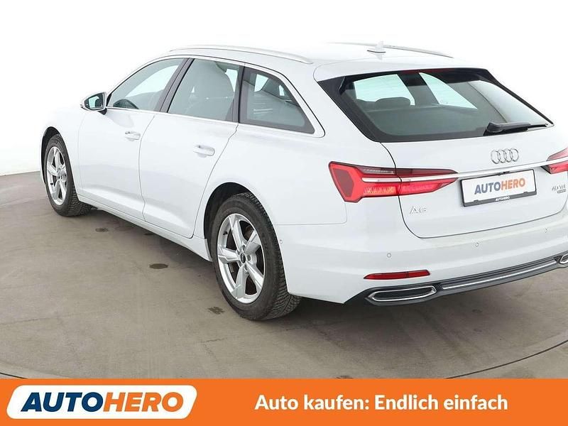Gebraucht Audi A6 Design 204 PS (150 kW) 2021 Gletscherweiss Kombi