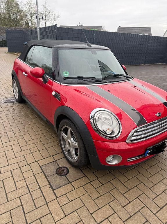 Gebraucht Mini Cooper Cabriolet 122 PS (89 kW) 2010 Rot Cabrio