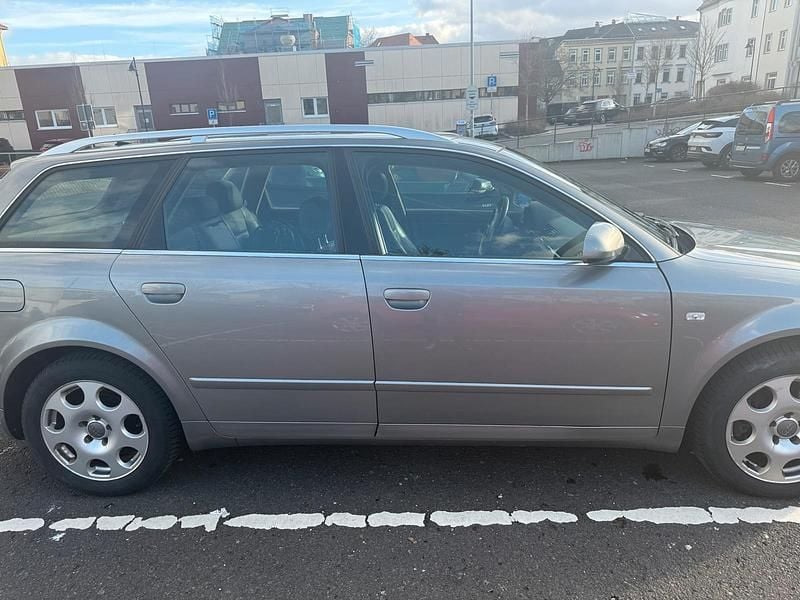 Gebraucht Audi A4 165 PS (121 kW) 2004 Grau Kombi