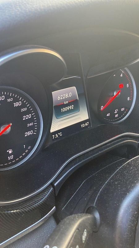 Gebraucht Mercedes V220 163 PS (119 kW) 2017 Grau Van / Kleinbus