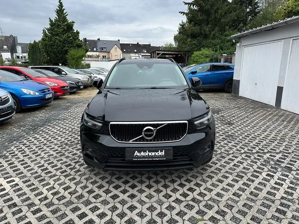 Gebraucht Volvo XC40 Basis 190 PS (139 kW) 2018 Onyx black / metallic SUV