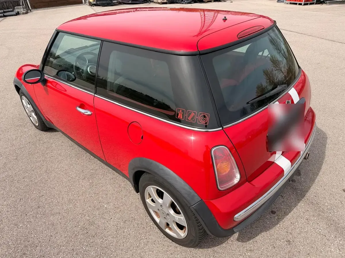 Usata Mini ONE 90 CV (66 kW) 2002 Rosso Utilitaria