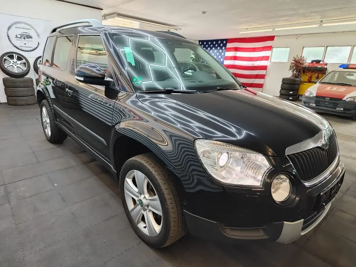 Gebraucht Skoda Yeti Plus Edition 140 PS (102 kW) 2012 Schwarz SUV