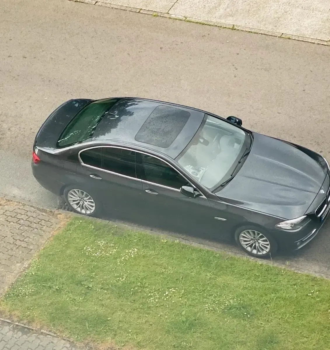 Gebraucht BMW 525 Luxury Line 218 PS (160 kW) 2016 Grau Limousine