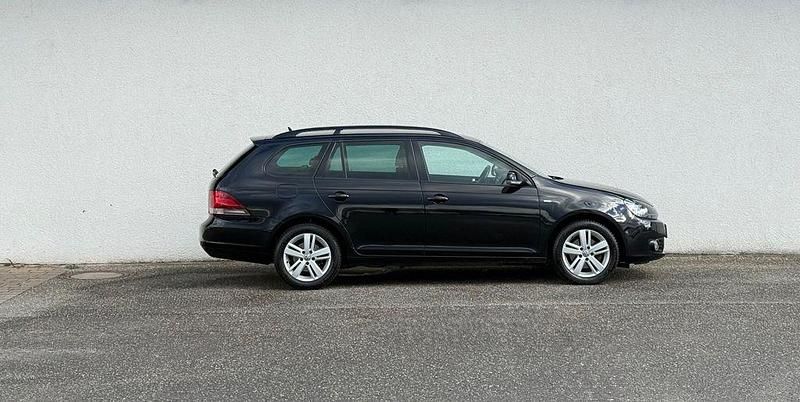 Gebraucht VW Golf VI Match 122 PS (89 kW) 2013 Schwarz Kleinwagen