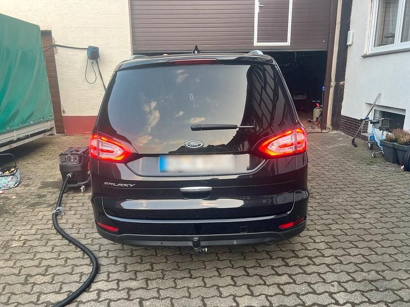 Second-hand Ford Galaxy 190 CP (139 kW) 2020 Negru Monovolum