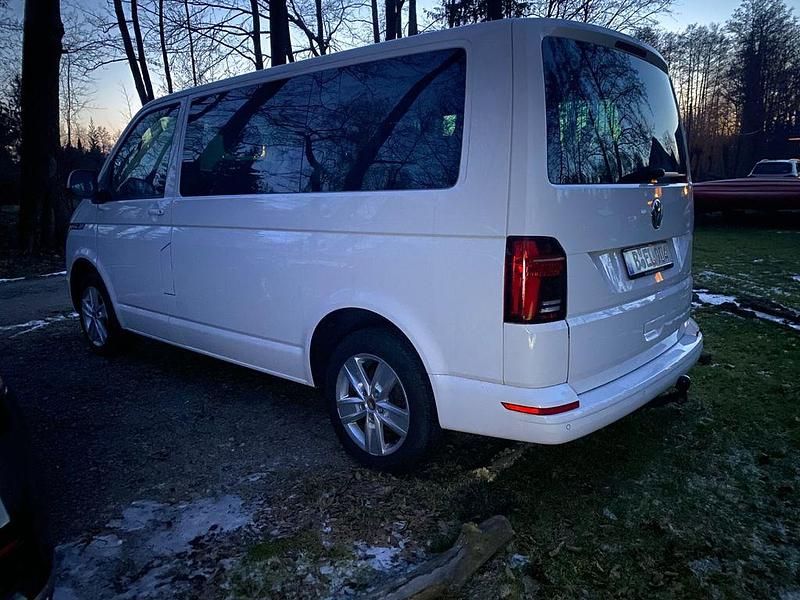 Gebraucht VW Caravelle 150 PS (110 kW) 2021 Weiß Van / Kleinbus