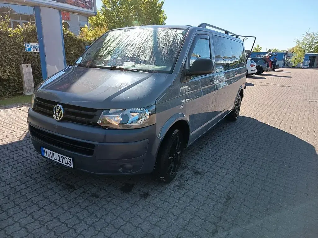 Gebraucht VW Caravelle 140 PS (102 kW) 2012 Grau Van